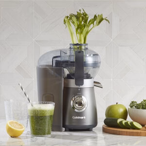 Cuisinart Compact Blender & Juice Extractor Combo: 450W, 16oz travel cup, metallic gray | BJC-550C - Inhomebuy