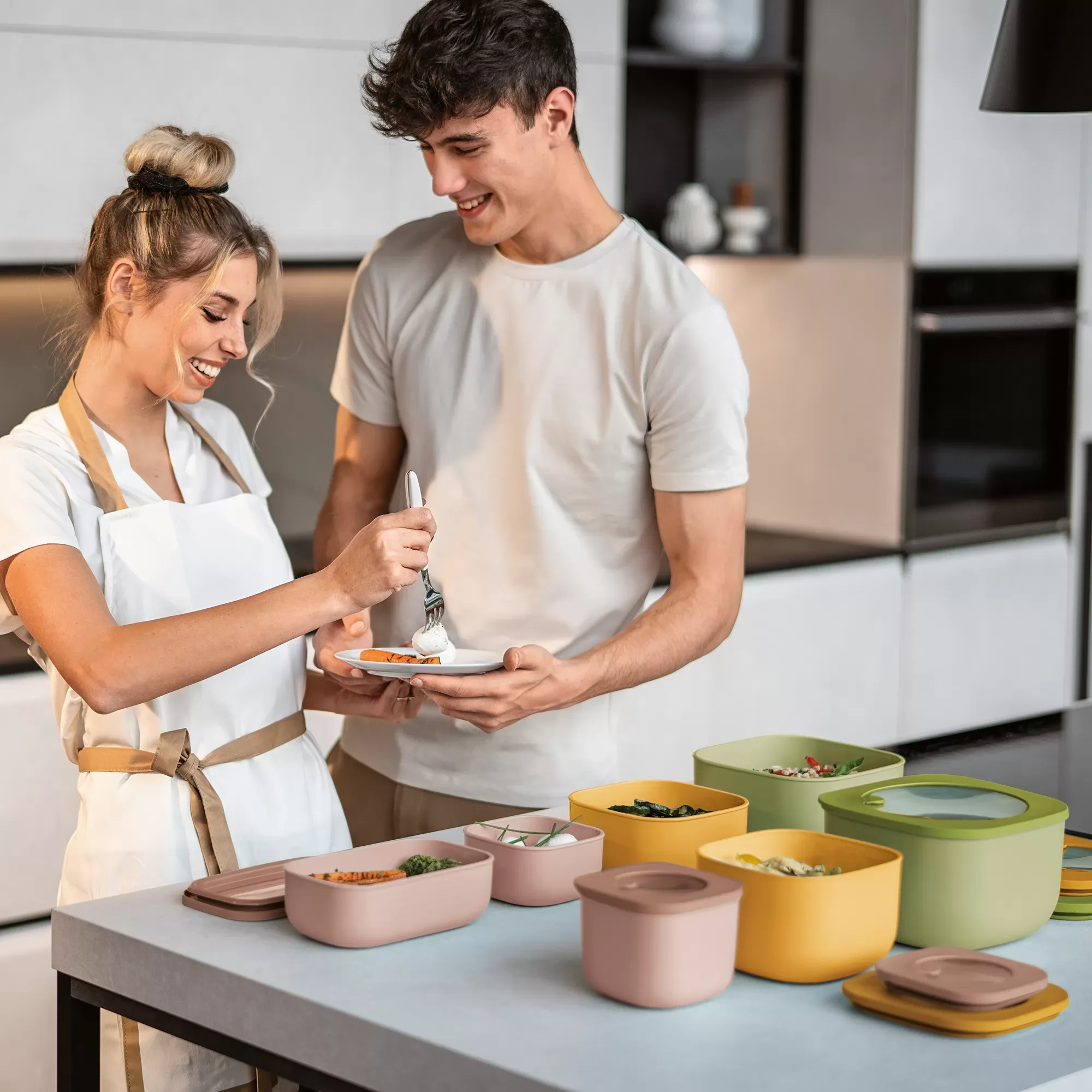 L STORE&MORE - Deep airtight fridge/freezer/microwave containers Avocado Green 2800cc - Inhomebuy