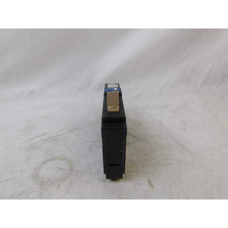 Eaton BRL220CAF AFCI Circuit Breaker - Inhomebuy