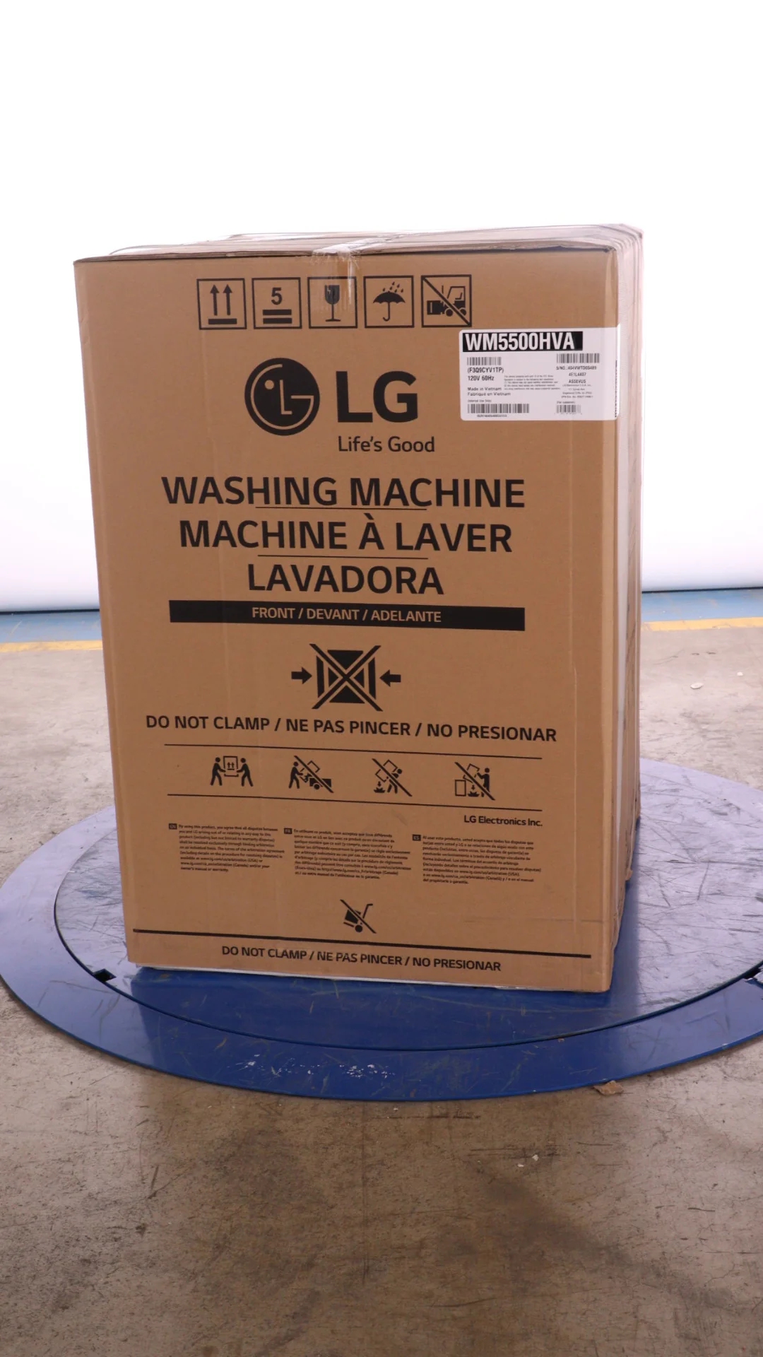 LG 5.2 CU FT. GRAPHITE STEEL FRONT LOAD WASHER WITH TURBOWASH TECHNOLOGY - WM5500HVA - Inhomebuy