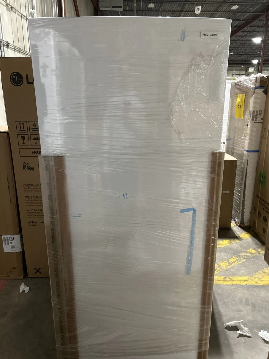 FRIGIDAIRE 20 CU FT. WHITE UPRIGHT FREEZER WITH AUTO-CLOSE DOORS - FFUE2022AW - Inhomebuy