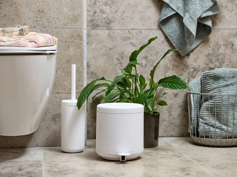 Ume Bath Pedal Bin 4L White - Inhomebuy