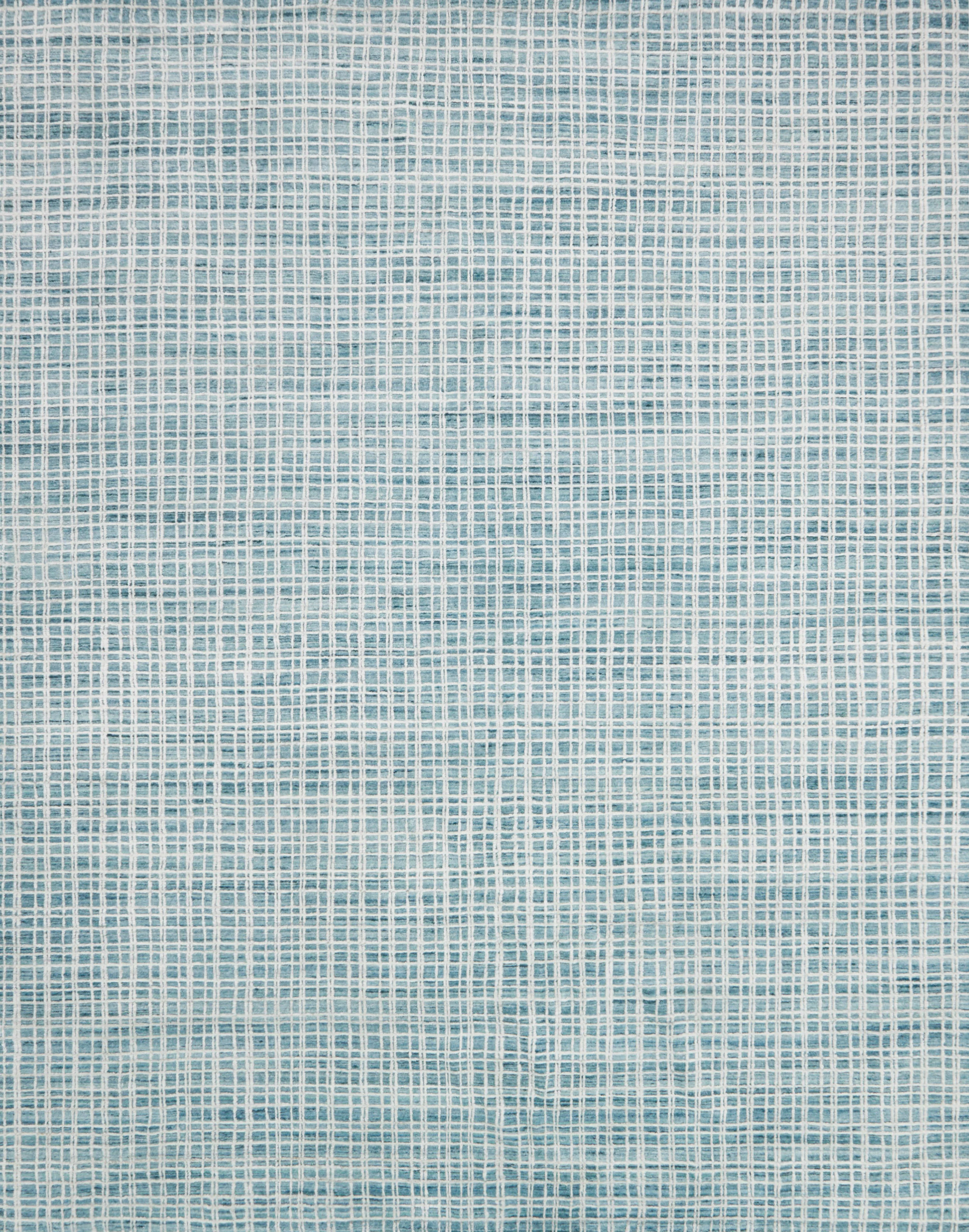 Loloi Rugs Urbana Collection Rug in Aqua - 7'9