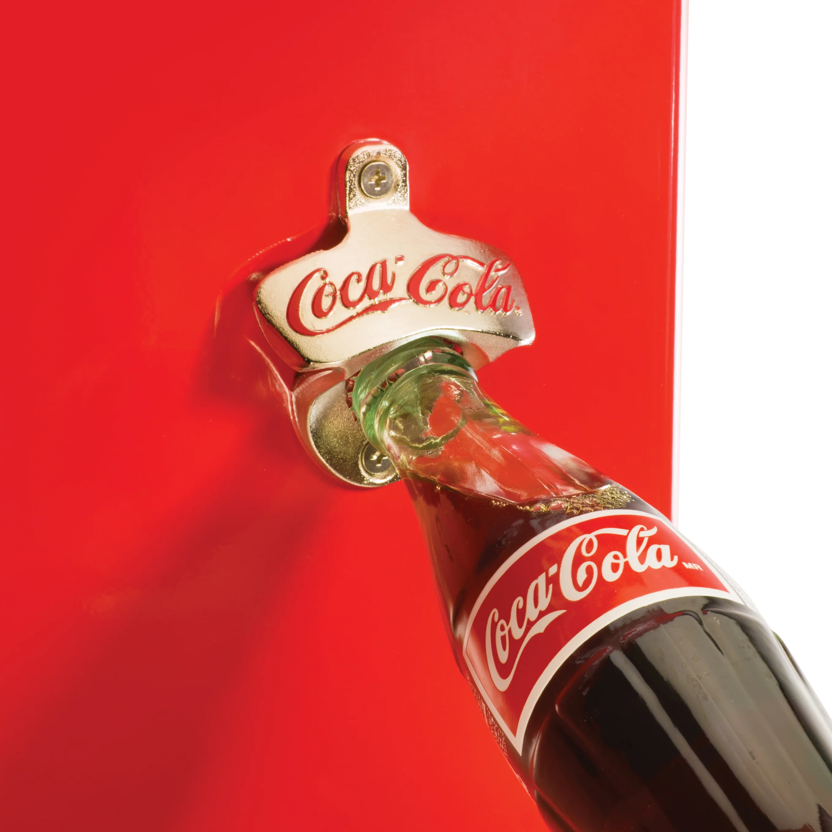 Coca-Cola 3.2 Cu. Ft. Refrigerator With Freezer, Red - Inhomebuy