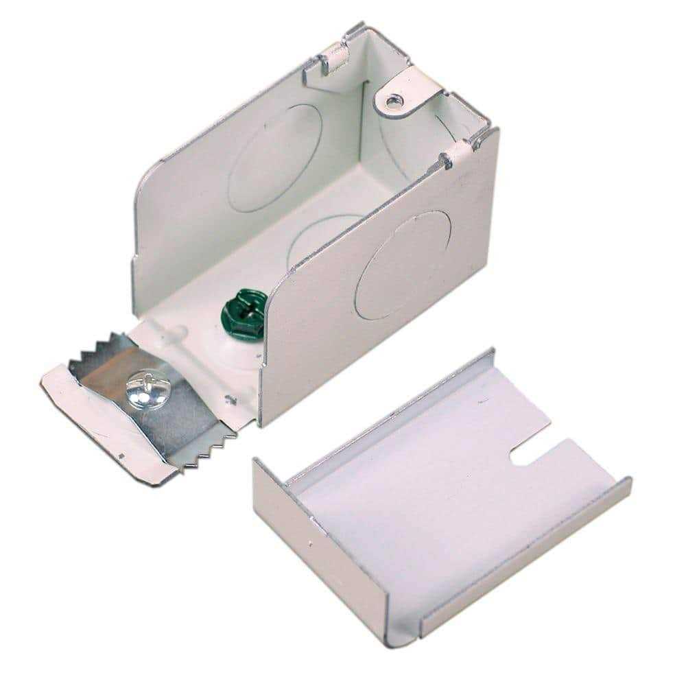 Wiremold UL2065BC Industrial Plug-In Outlet Center - Inhomebuy