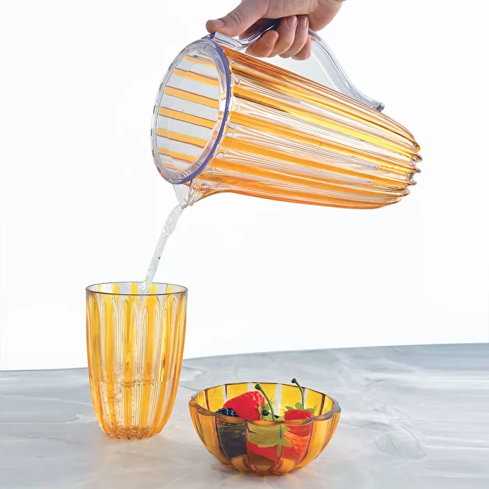 DolceVita Pitcher With Lid Amber - Inhomebuy