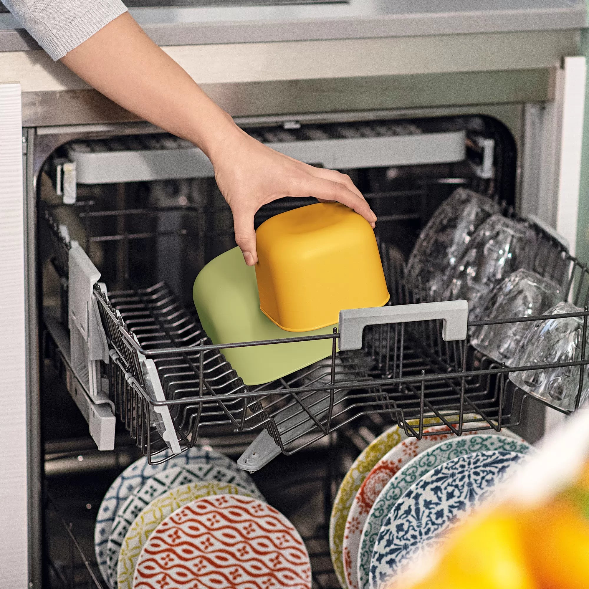 S STORE&MORE - Shallow Airtight Fridge/ Freezer/ Microwave Containers 450CC Mango Yellow - Inhomebuy