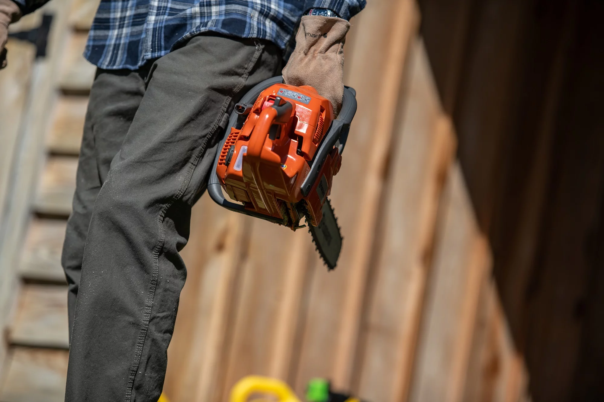 Scepter 1 Gallon SmartControl Gas Can, FR1G102, Red Fuel Container - Inhomebuy