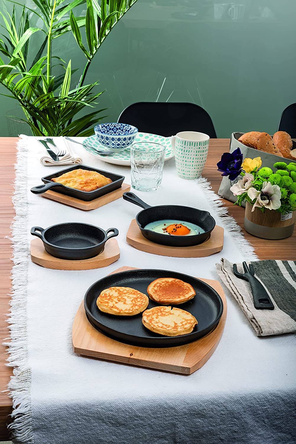 Fusion Taste Cast Iron Square Frying Pan with Beech Trivet 14x14cm - Inhomebuy