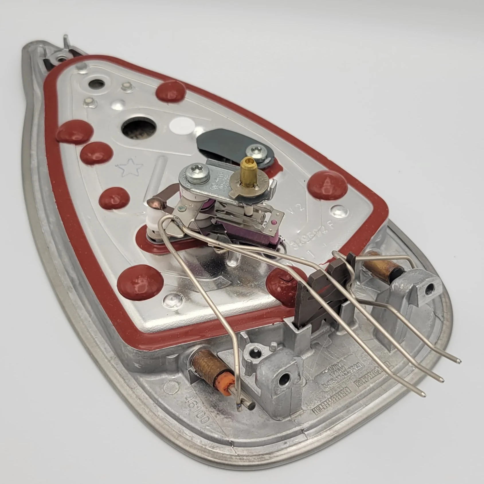 DW0146 | Soleplate for DW-8080 steam iron - Inhomebuy