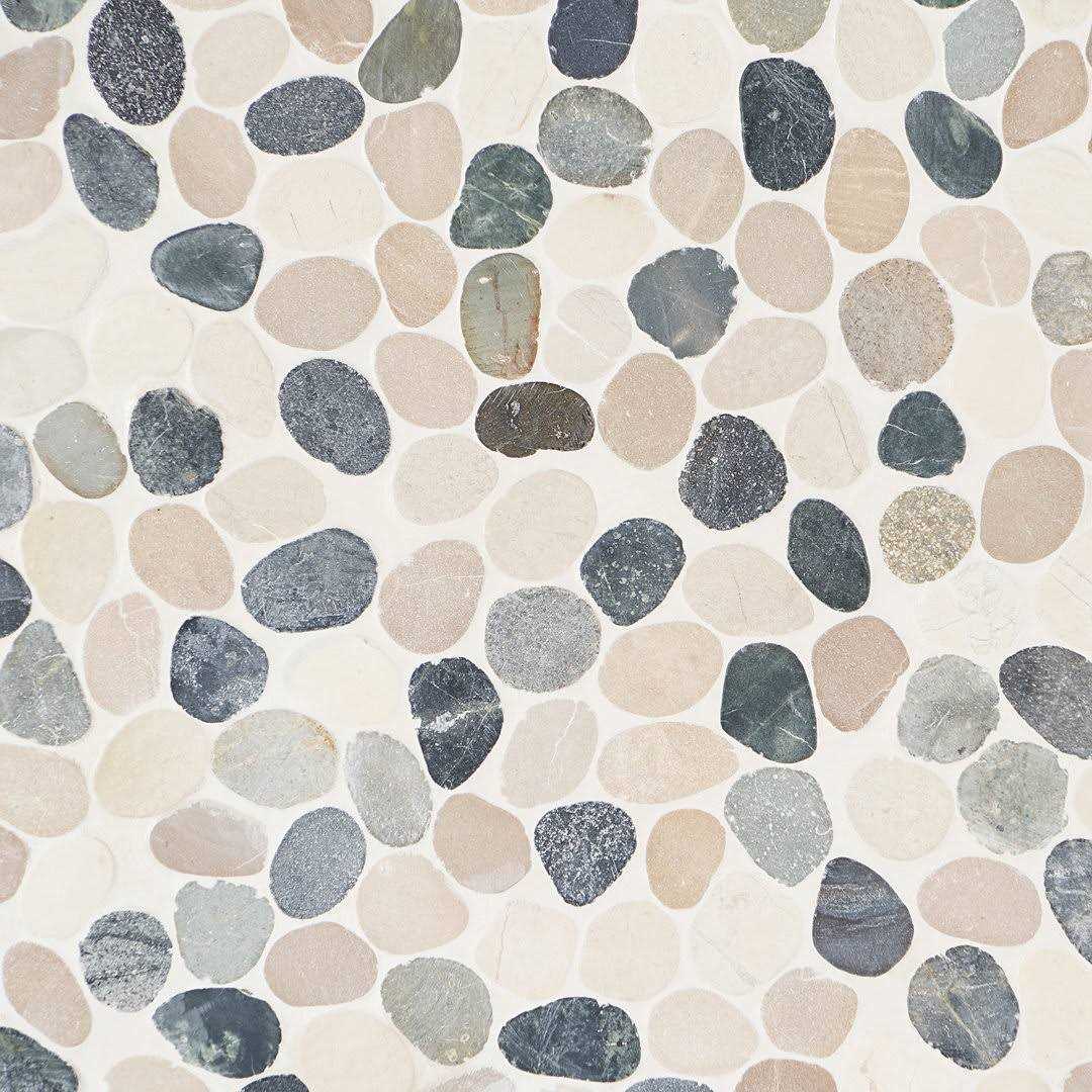 Countryside Sliced Round 11.81 in. x 11.81 in. Nature Stone Pebble Mosaic Floor and Wall Tile Ivy Hill Tile - Inhomebuy