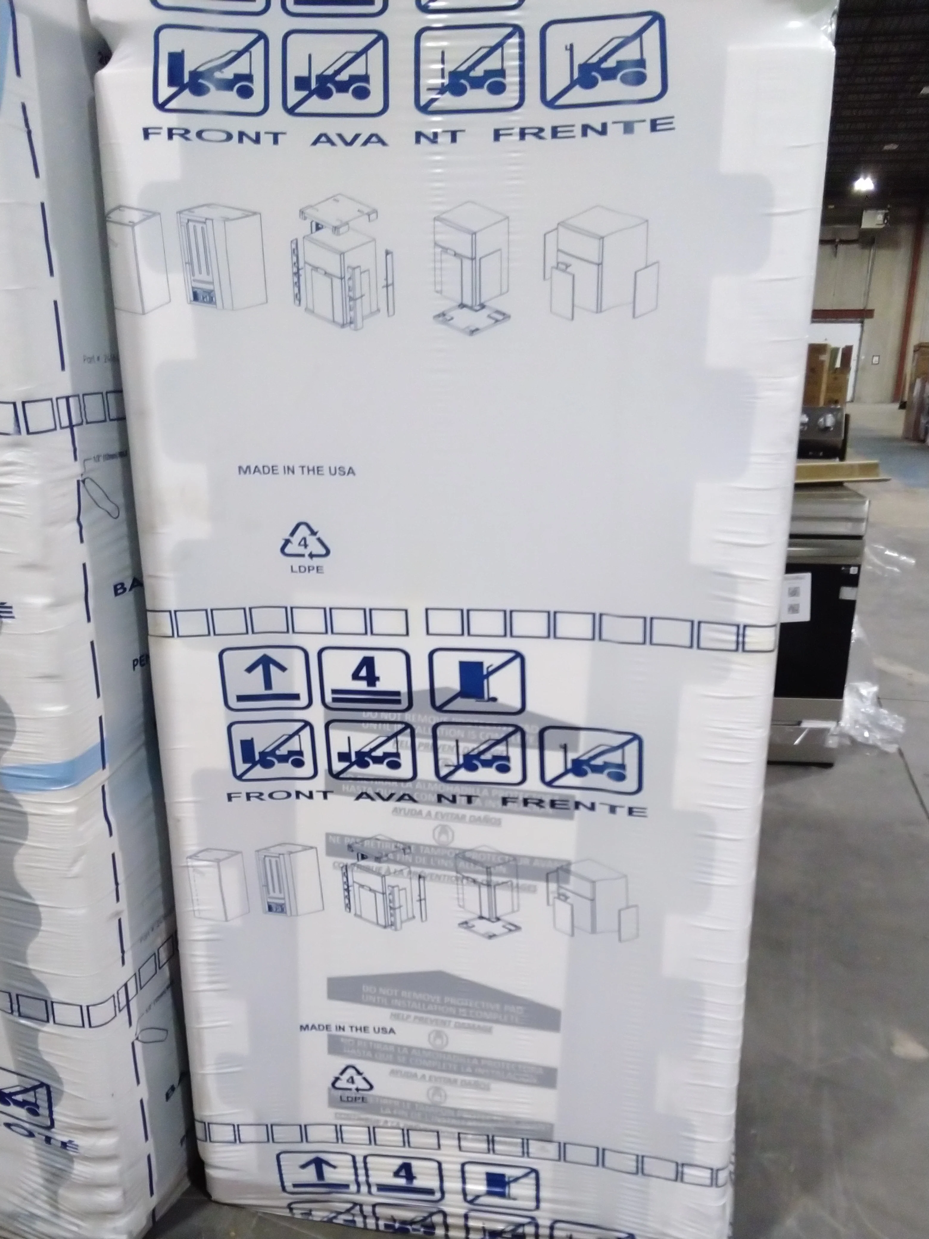 FRIGIDAIRE 20 CU FT. WHITE UPRIGHT FREEZER WITH AUTO-CLOSE DOORS - FFUE2022AW - Inhomebuy