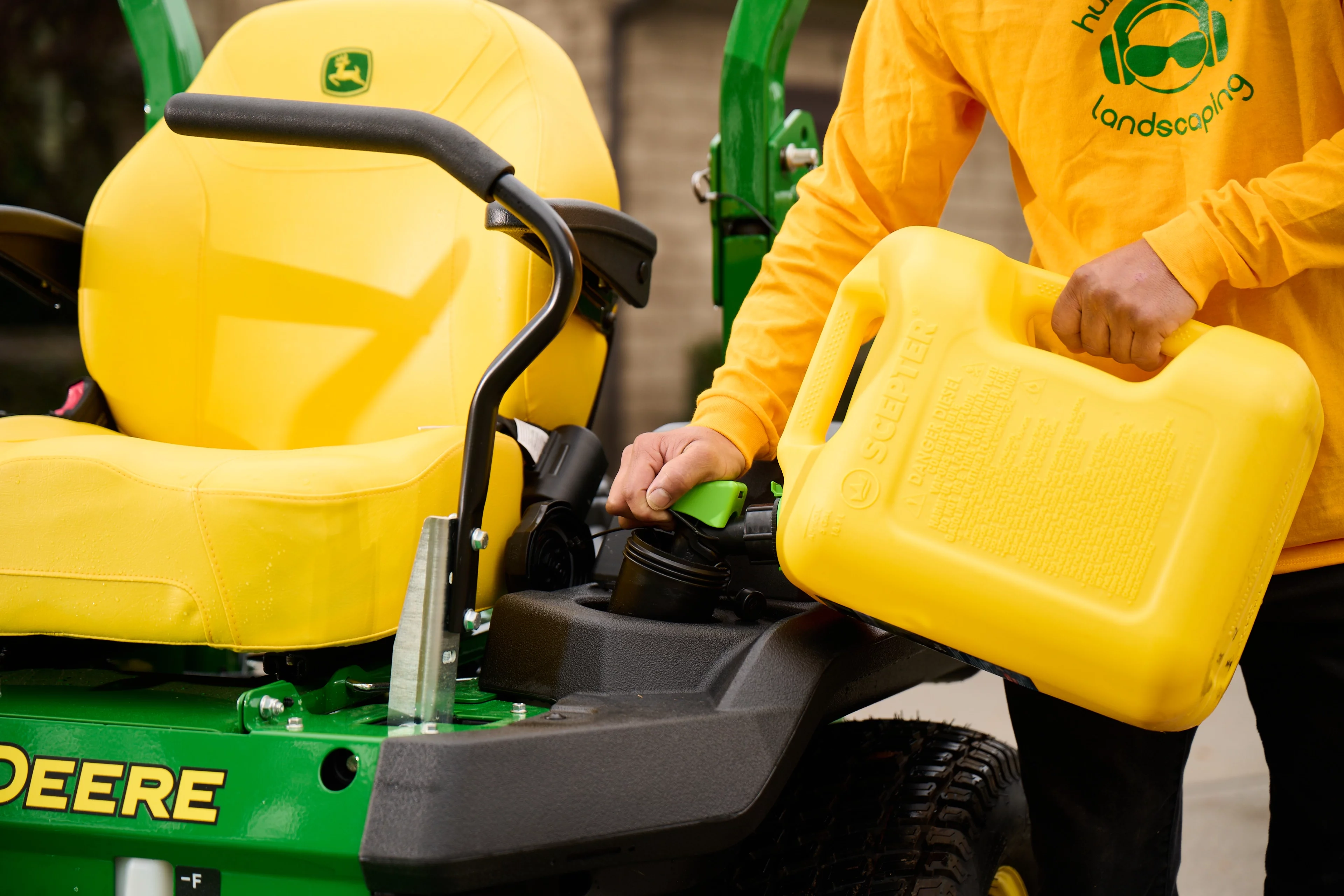 Scepter 5 Gallon SmartControl Dual Handle Diesel Fuel Container, FSCD571, Yellow Gas Can - Inhomebuy