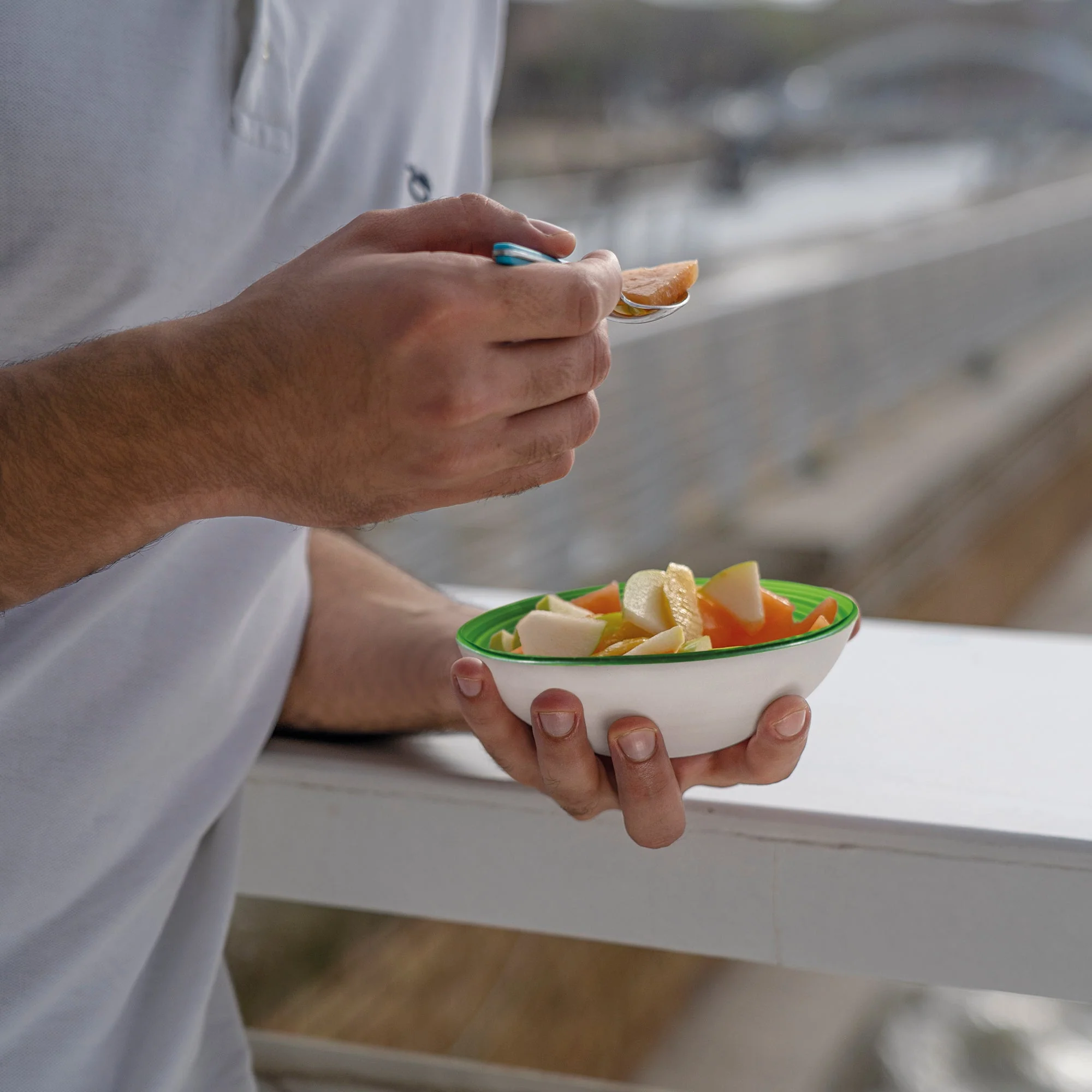 S BOWL TWIST Kiwi - Inhomebuy