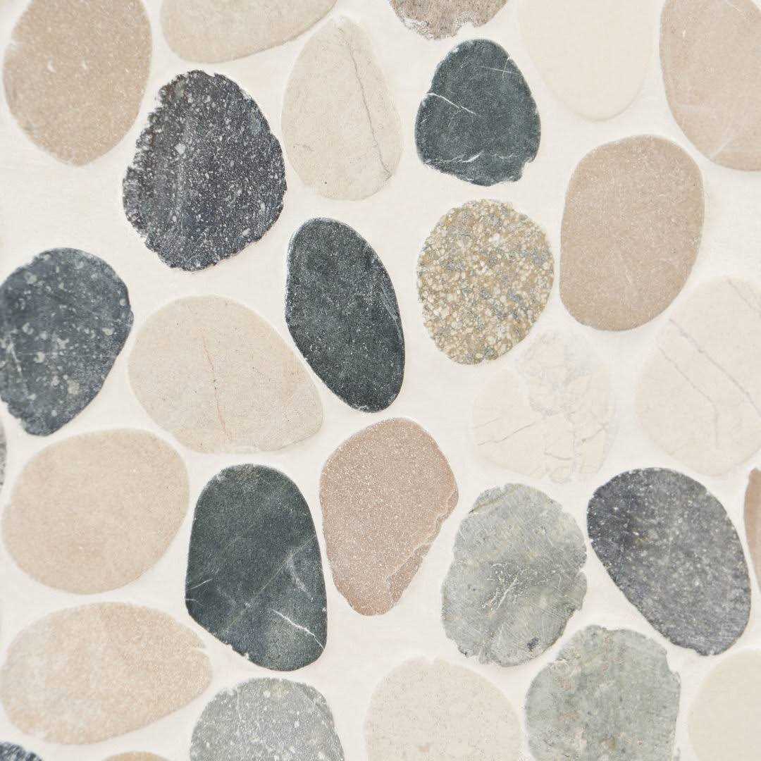 Countryside Sliced Round 11.81 in. x 11.81 in. Nature Stone Pebble Mosaic Floor and Wall Tile Ivy Hill Tile - Inhomebuy