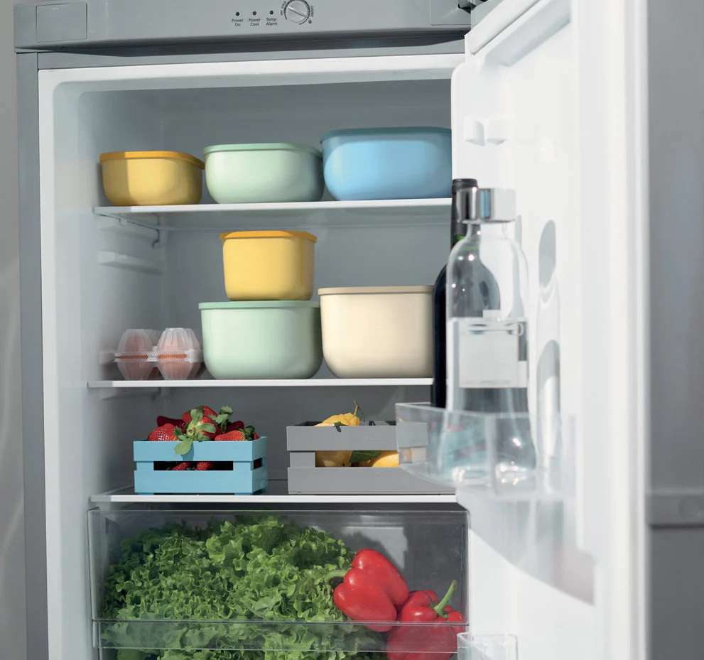 M STORE&MORE - Shallow airtight fridge/freezer/microwave containers 975cc Matt mid blue - Inhomebuy