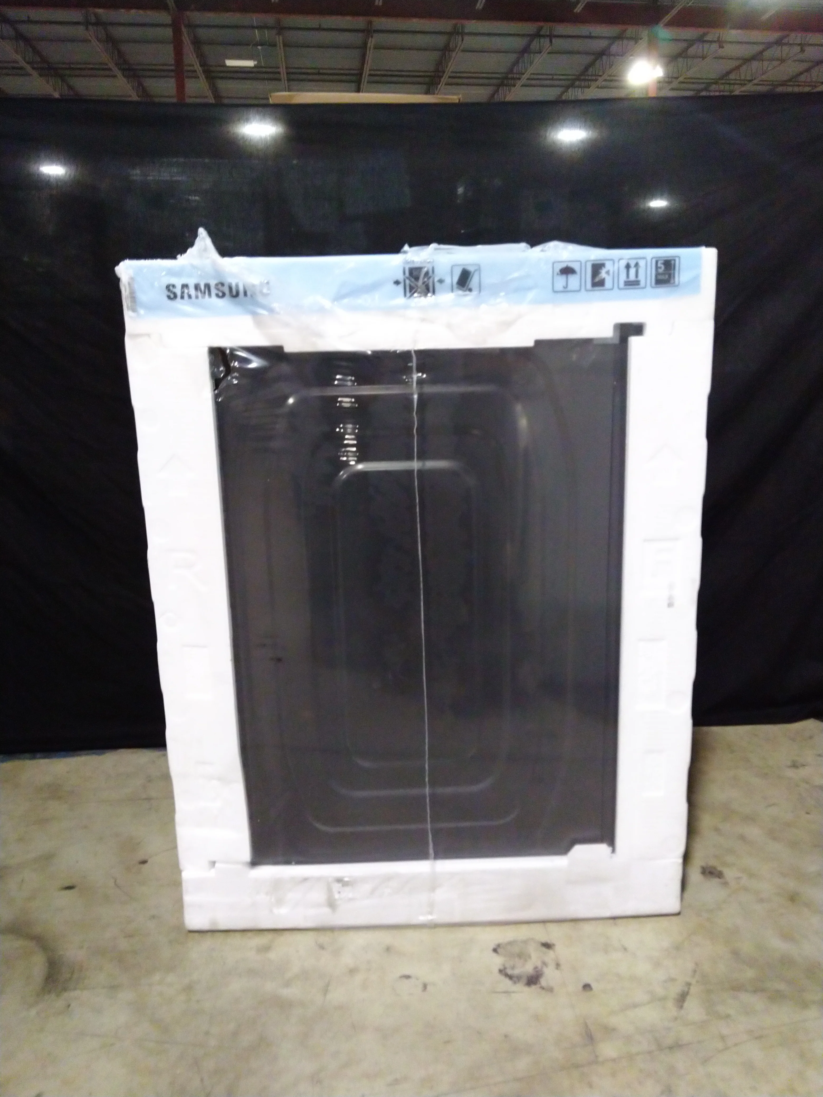 SAMSUNG BESPOKE 27 IN. 5.3 CU. FT. BLACK STAINLESS STEEL FRONT LOAD WASHER WITH SUPERSPEED FEATURE - - Inhomebuy