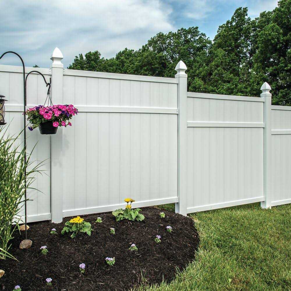 Freedom 7-ft H x 5-in W Vinyl Corner Fence Post - Inhomebuy