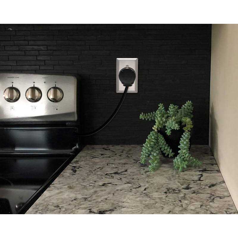 Pass & Seymour 3890cc6 Flush Outlet - Inhomebuy