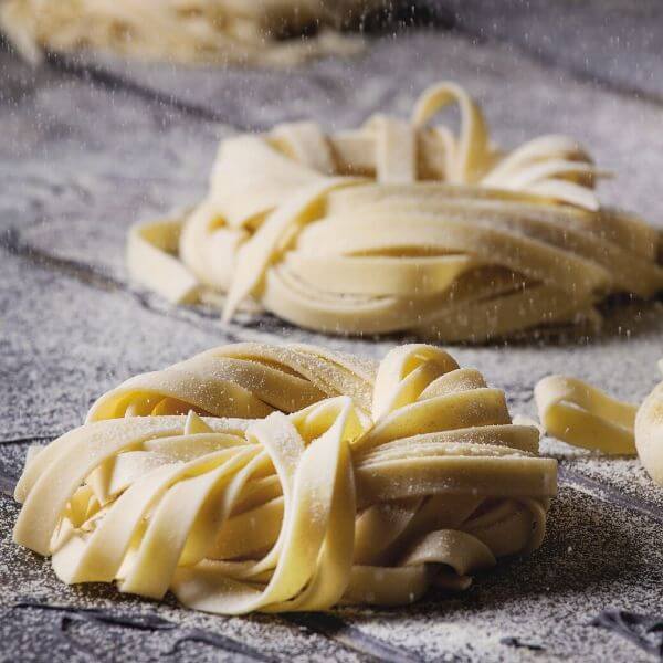Pasta Machine with 5 Pasta Option Pastmatic-1581, White - Inhomebuy