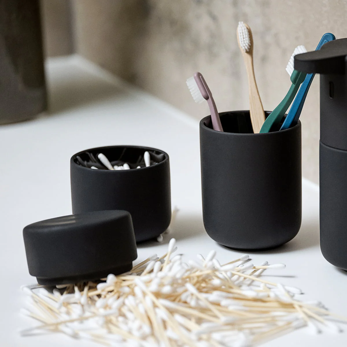 UME JAR WITH LID BLACK - Inhomebuy
