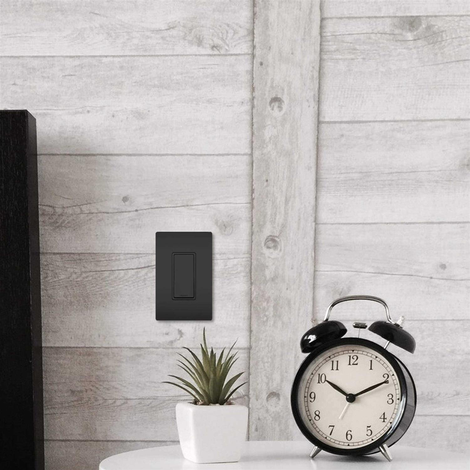 Pass & Seymour Porcelain Keyless Medium Base Lampholder - Inhomebuy