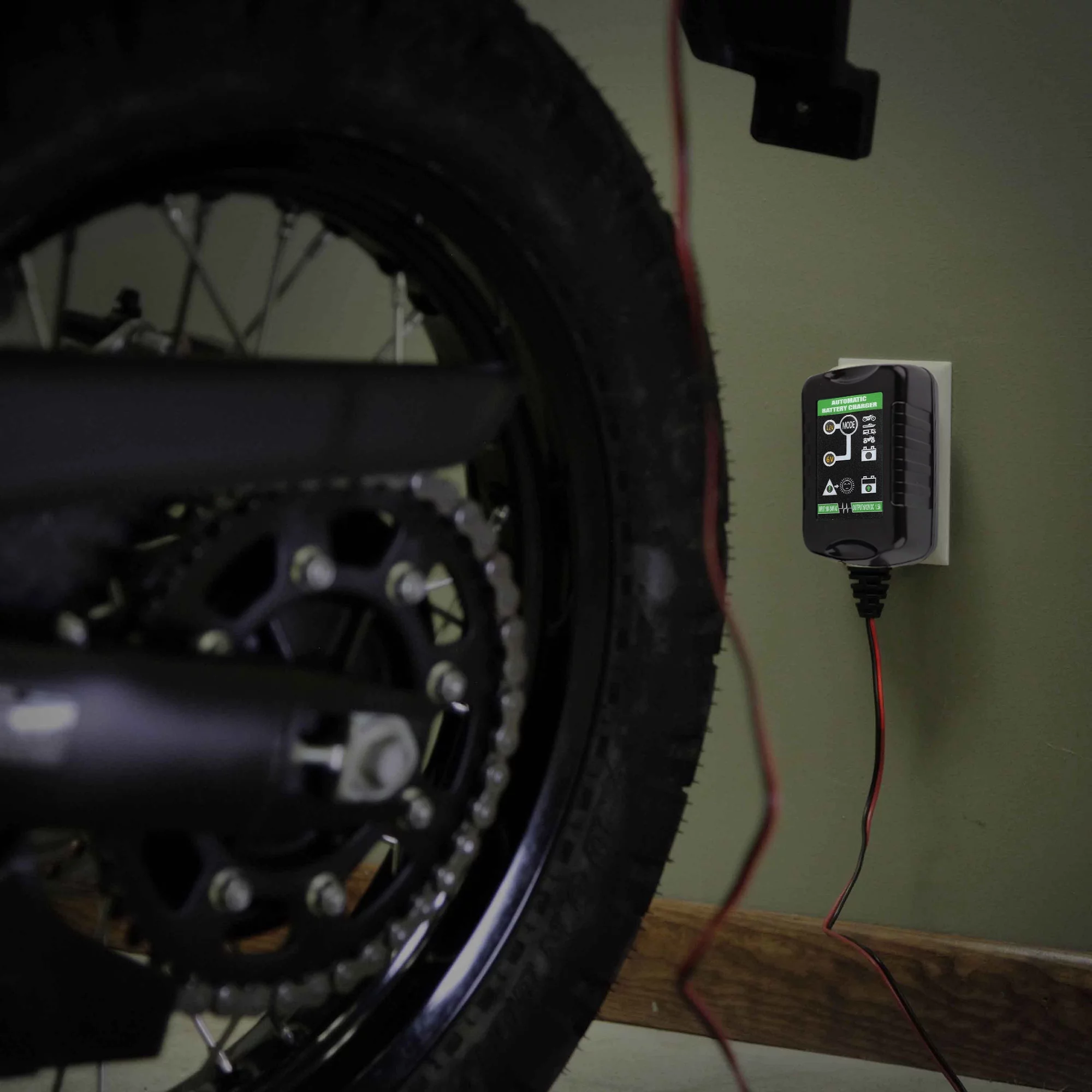 LotFancy Battery Trickle Charger Automatic 6V 12V 1.5A, Battery Tender Charger Universal Power Battery Maintainer for Automotive Car, Automotive, Motorcycle, Boats, ATVs, RVs, Lawn Mower - Inhomebuy