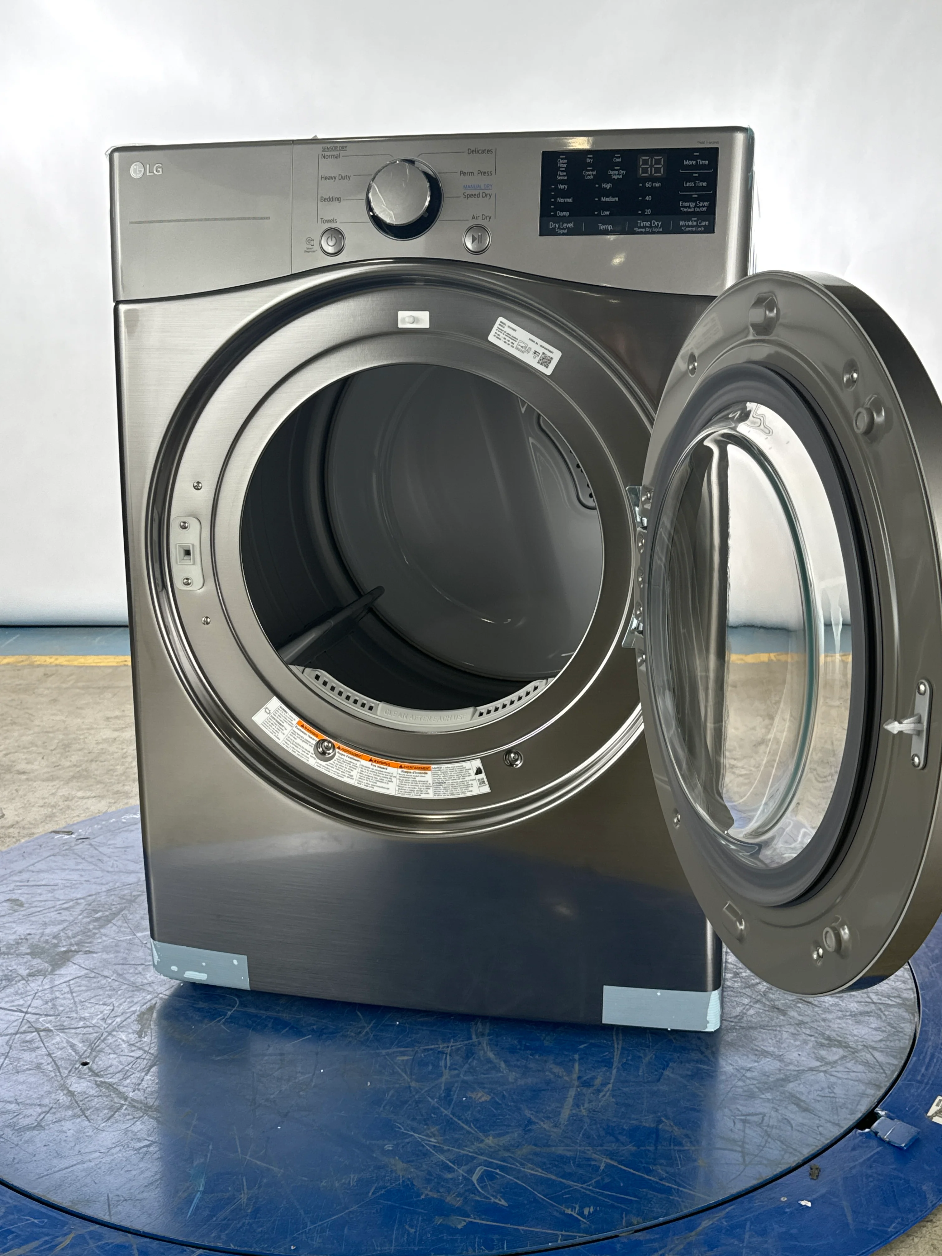 LG 7.4 CU. FT. GRAPHITE STEEL ULTRA LARGE CAPACITY ELECTRIC DRYER WITH SMARTDIAGNOSIS - DLE3400V - Inhomebuy