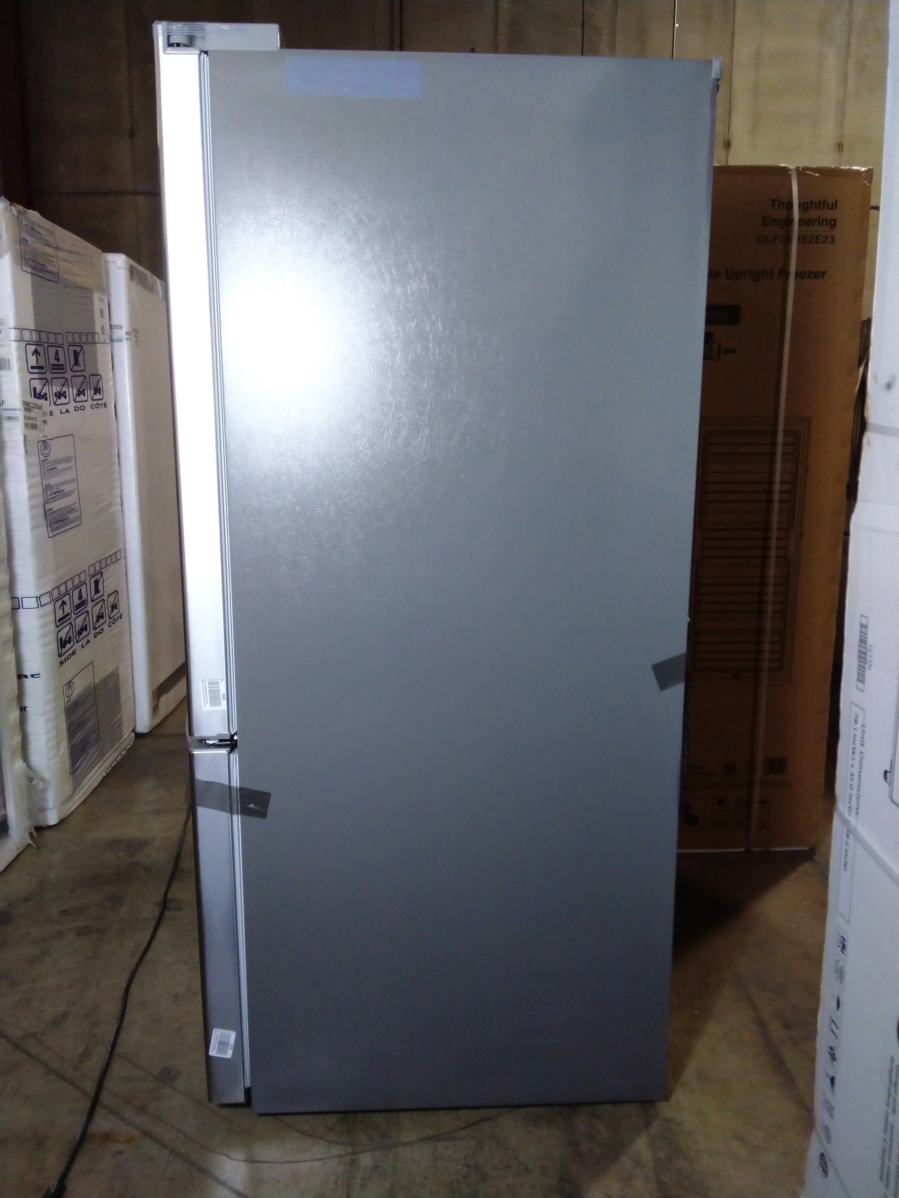 LG 33 IN. 25 CU. FT. SMUDGE-RESISTANT STAINLESS-STEEL FRENCH DOOR REFRIGERATOR WITH SMARTDIAGNOSIS - - Inhomebuy