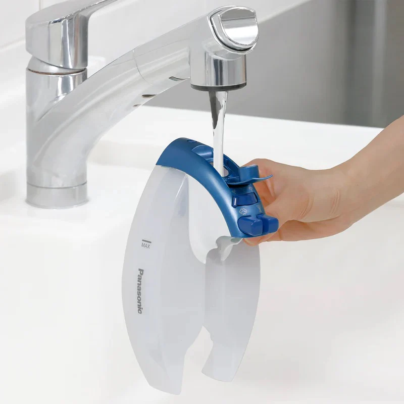 Panasonic Cordless Iron: 360-Quick, cordless, nickel-coated stainless steel soleplate, with vertical steam, 1500W, blue & white | NI-QL1000 - Inhomebuy