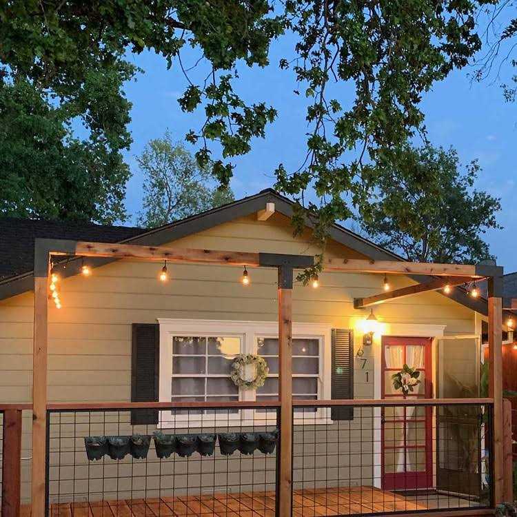 Wild Hog 6 ft. Black Aluminum Track Kit - Inhomebuy