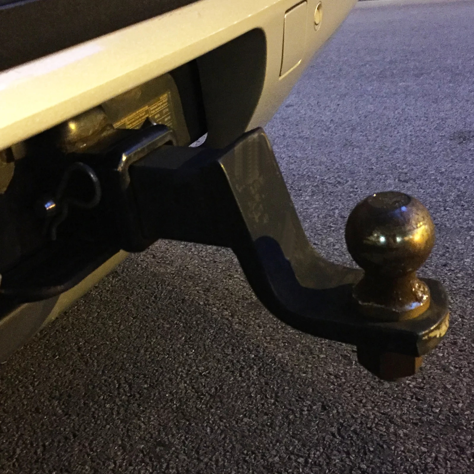 Hyper Tough 2 inch Drop Trailer Hitch Starter Kit with 5/8 inch Pin, Class III, Black, 2 inch Ball - Inhomebuy