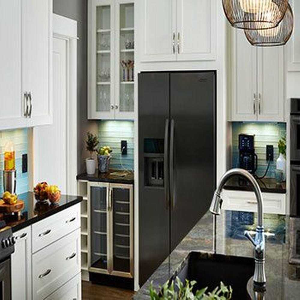 Pass & Seymour Decorator Tamper-Resistant Receptacle - Inhomebuy