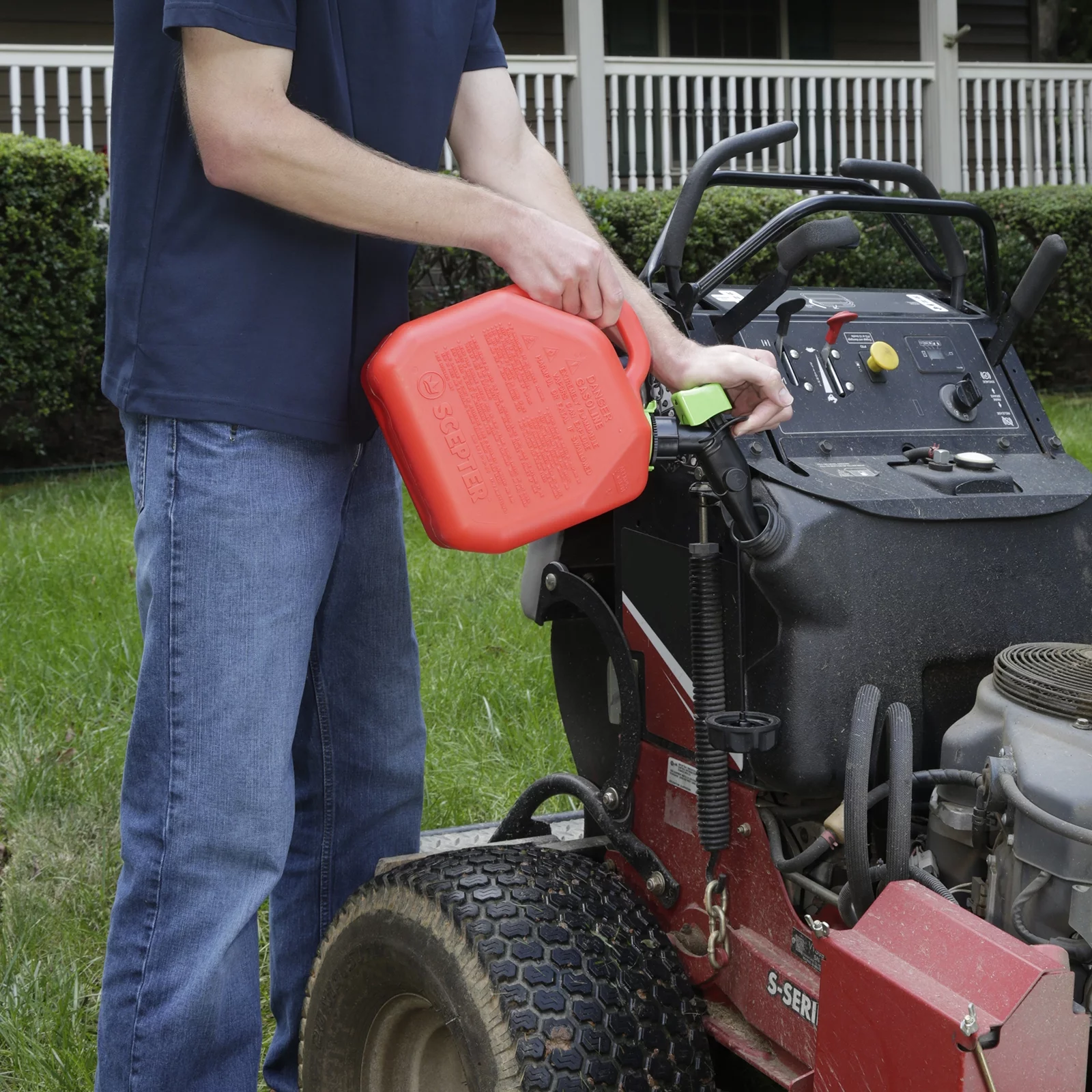 Scepter 1 Gallon Capacity SmartControl Gas Can, FR1G101, Red Fuel Container - Inhomebuy