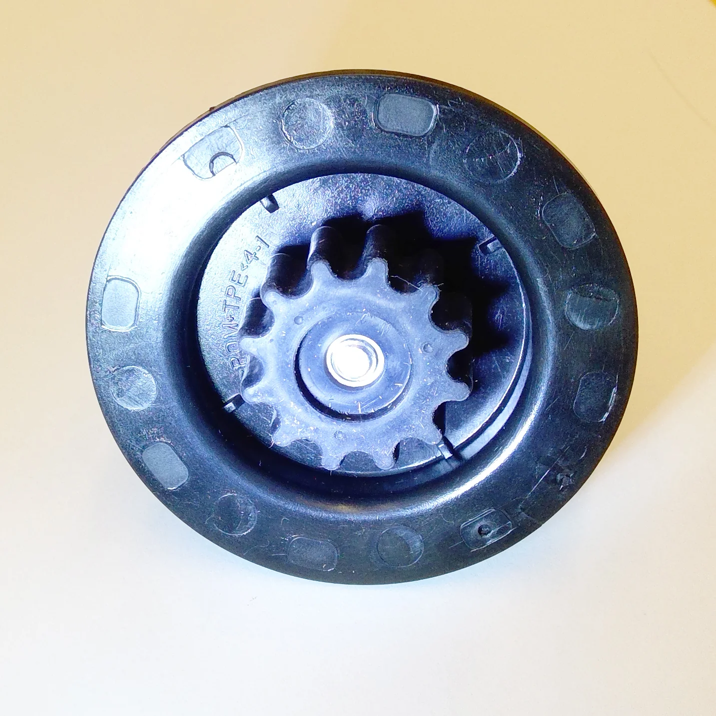 990323100 | Blade Assembly for Ice Sabre blenders - Inhomebuy