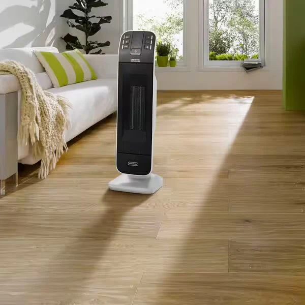 DeLonghi Tower Ceramic Heater: 24