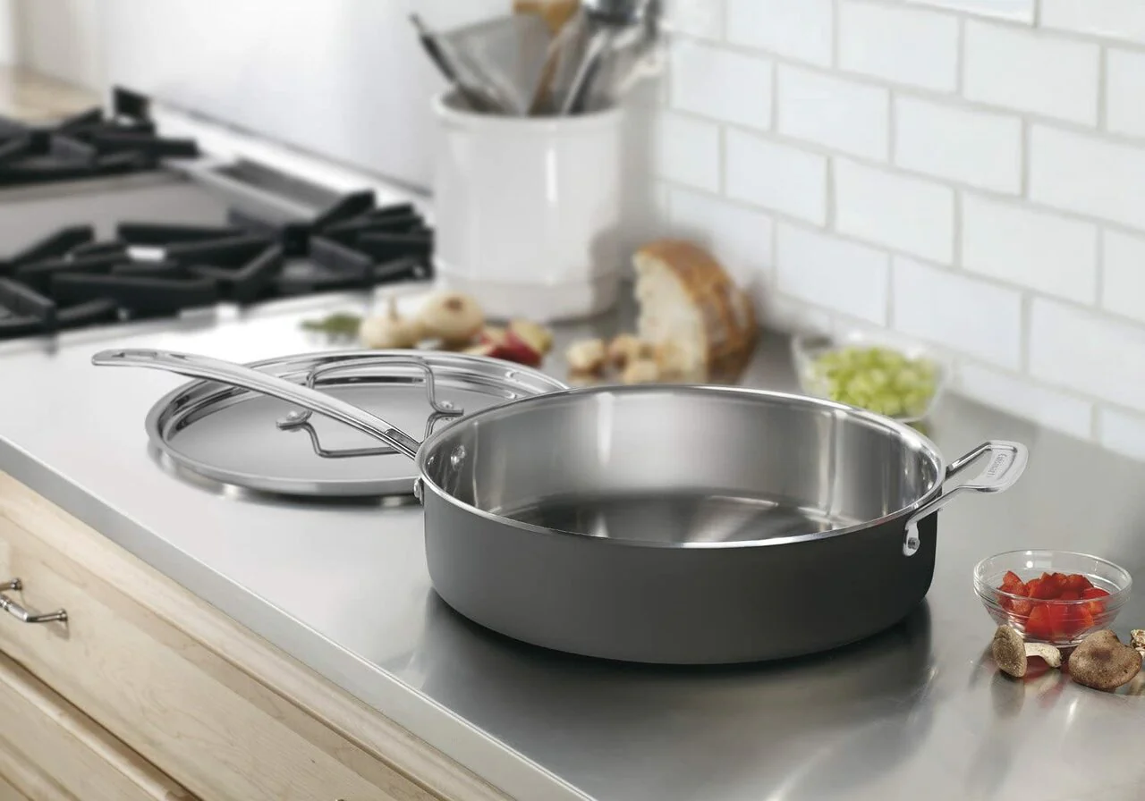 Cuisinart 5.5qt MultiClad non-stick Saute Pan | MCU33-30HN - Inhomebuy