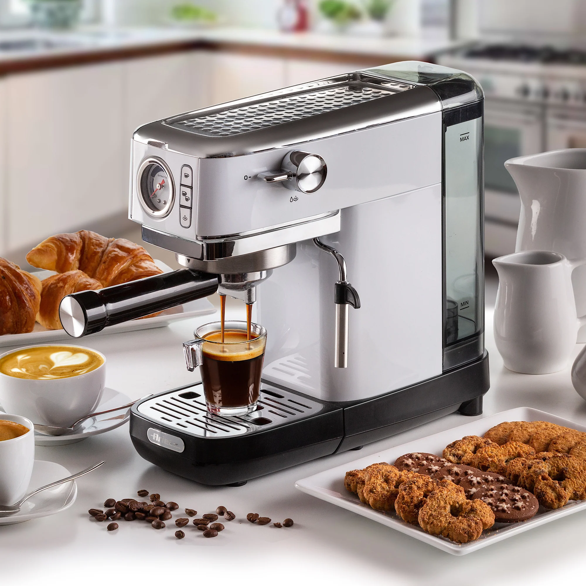 Metal Coffee Machine With Pressure White - Inhomebuy