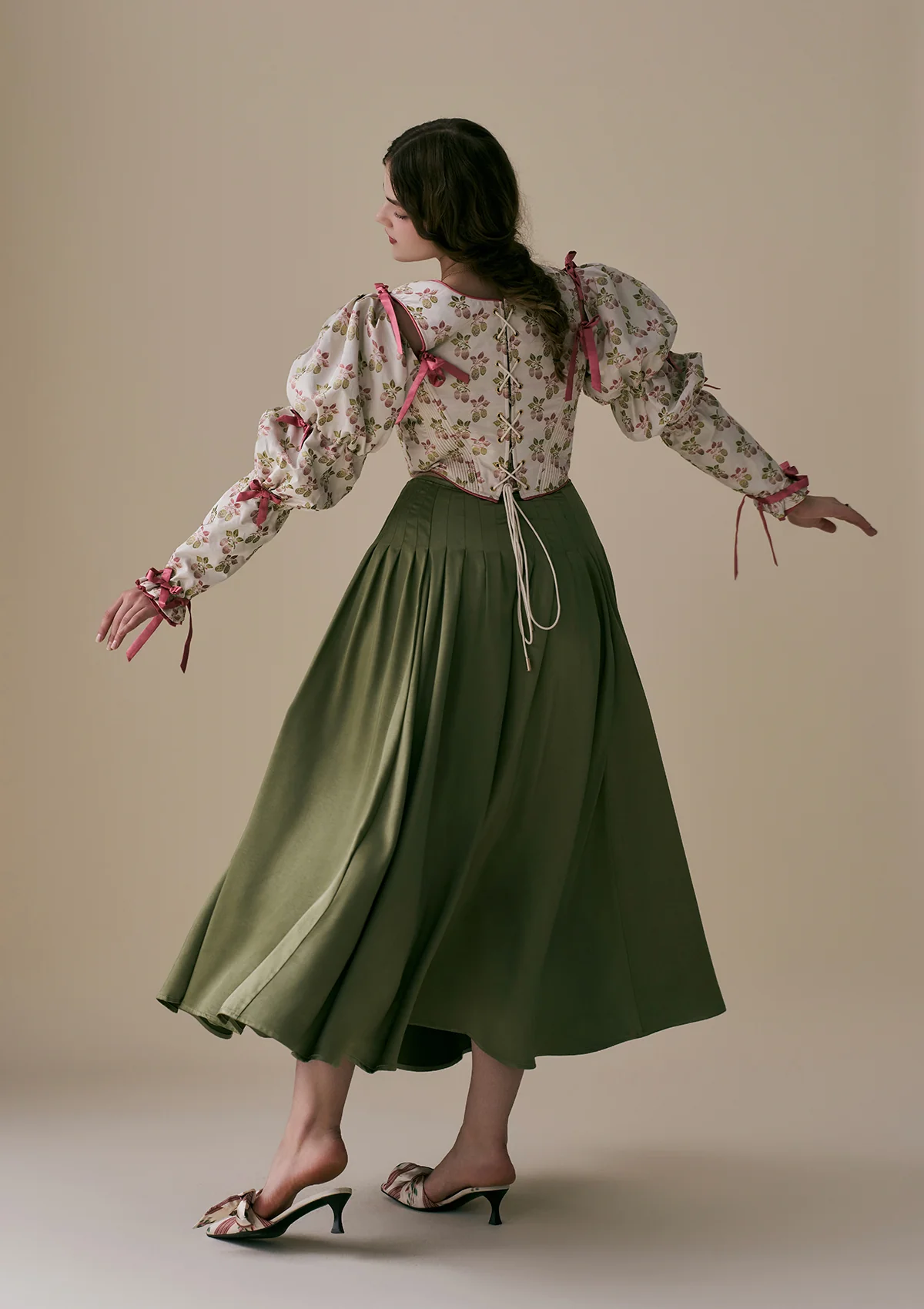 Curve & Plus Flower & Mirror Skirt - Inhomebuy