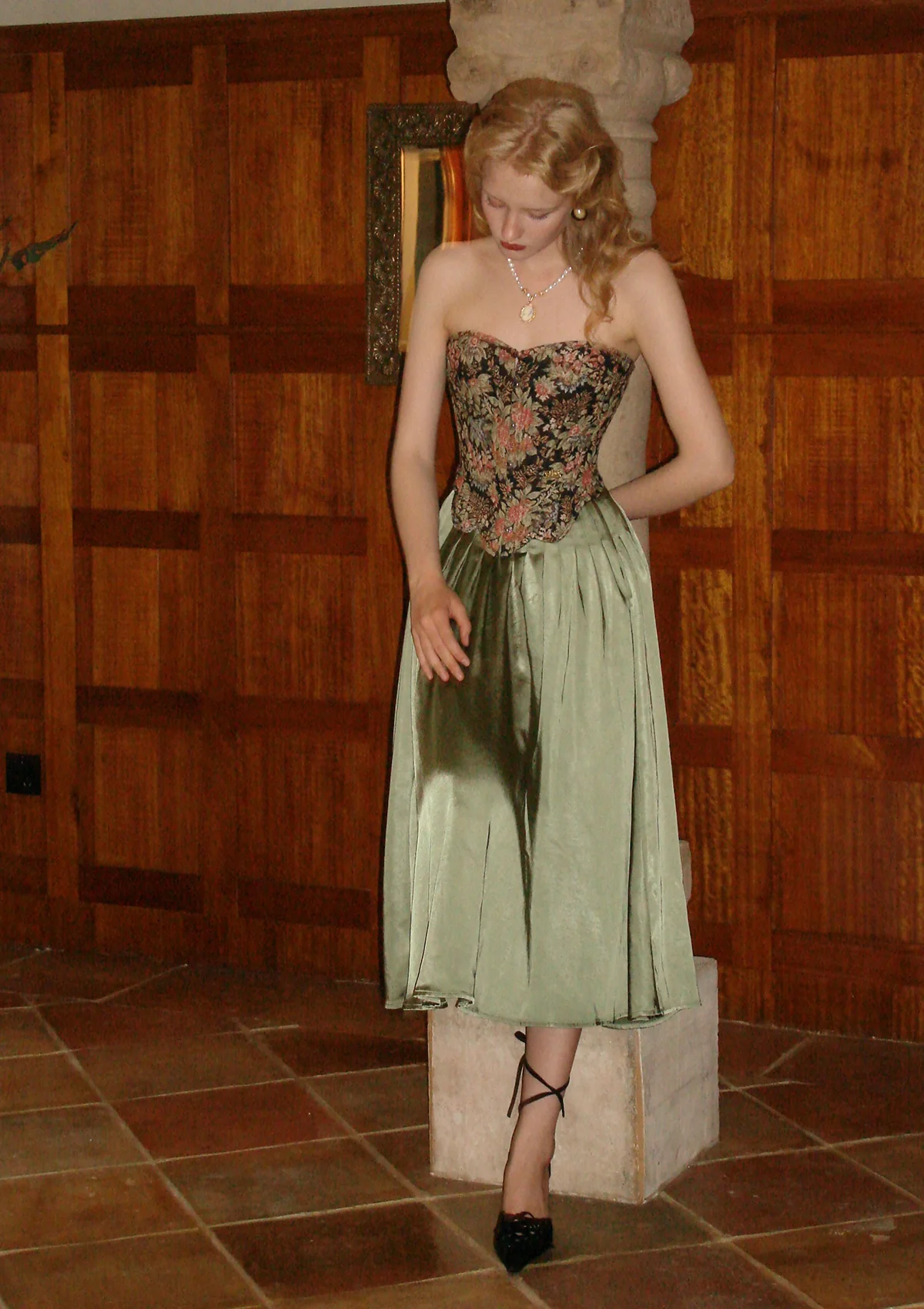 Flower & Mirror Skirt - Inhomebuy