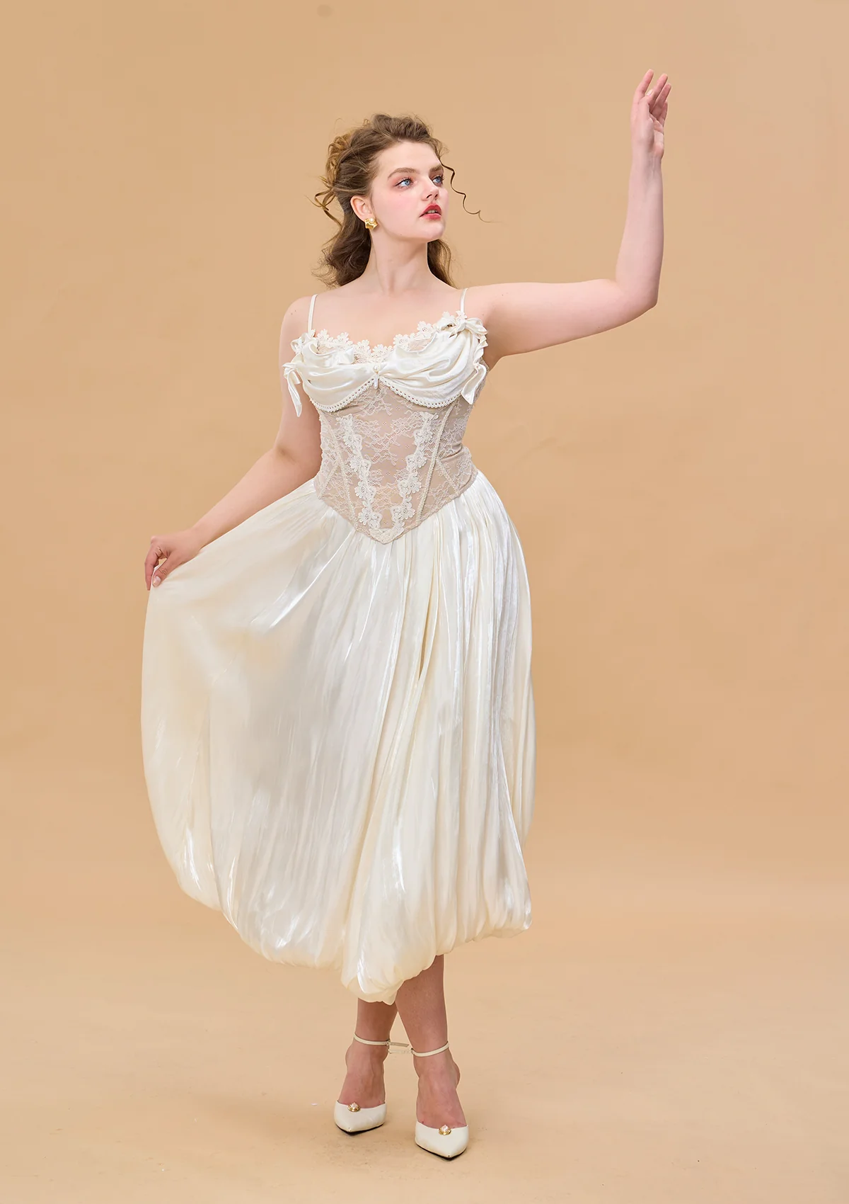 Curve & Plus White Butterfly Flora Skirt - Inhomebuy