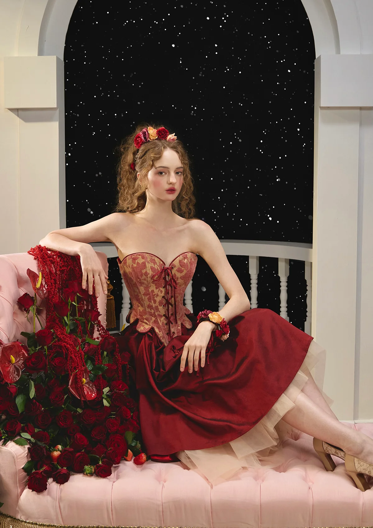 Curve & Plus A Renaissance of Grace Skirt - Inhomebuy